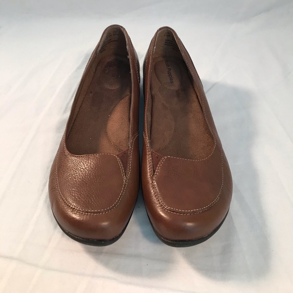 Hush Puppies - Picture 2 of 9